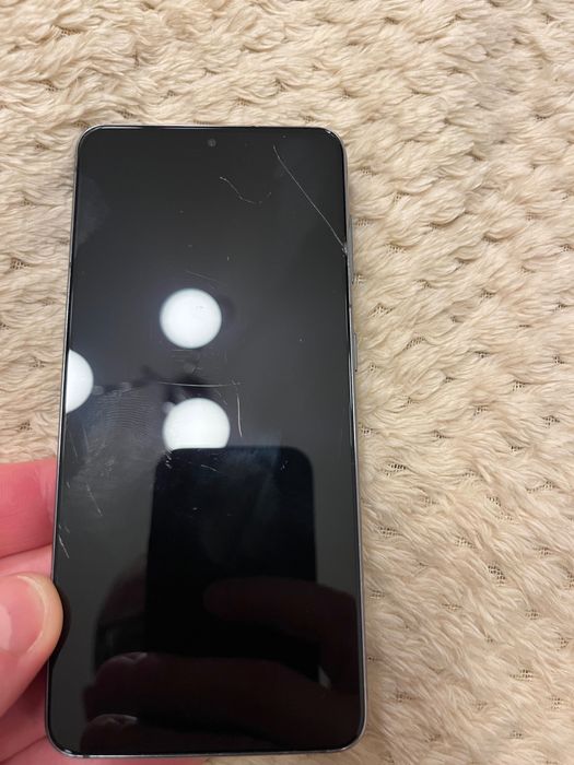 Samsung Galaxy S21 5G 128GB Enterprise Edition пукнатина на дисплея