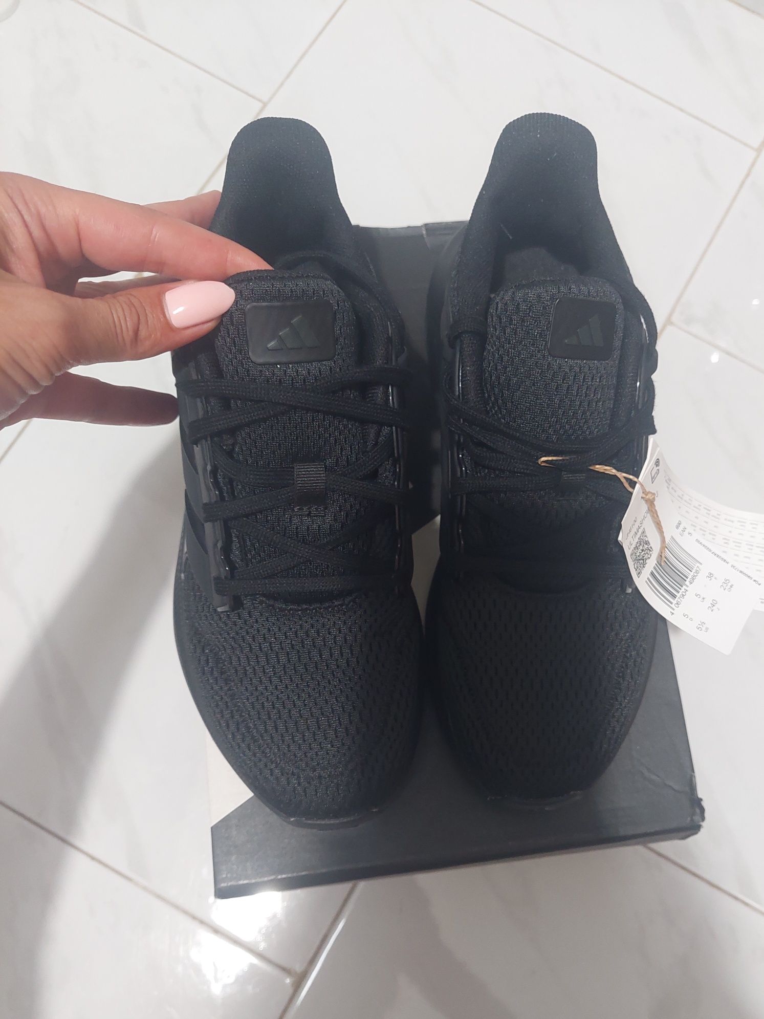 Маратонки Adidas 38 н.