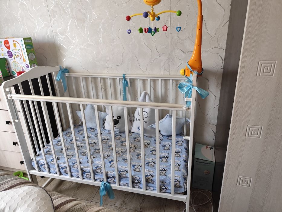 Продам детскую кроватку