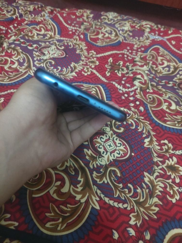 Redmi note 9S. 100 $