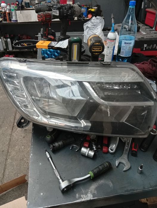 Far dreapta Logan2,2018-2020