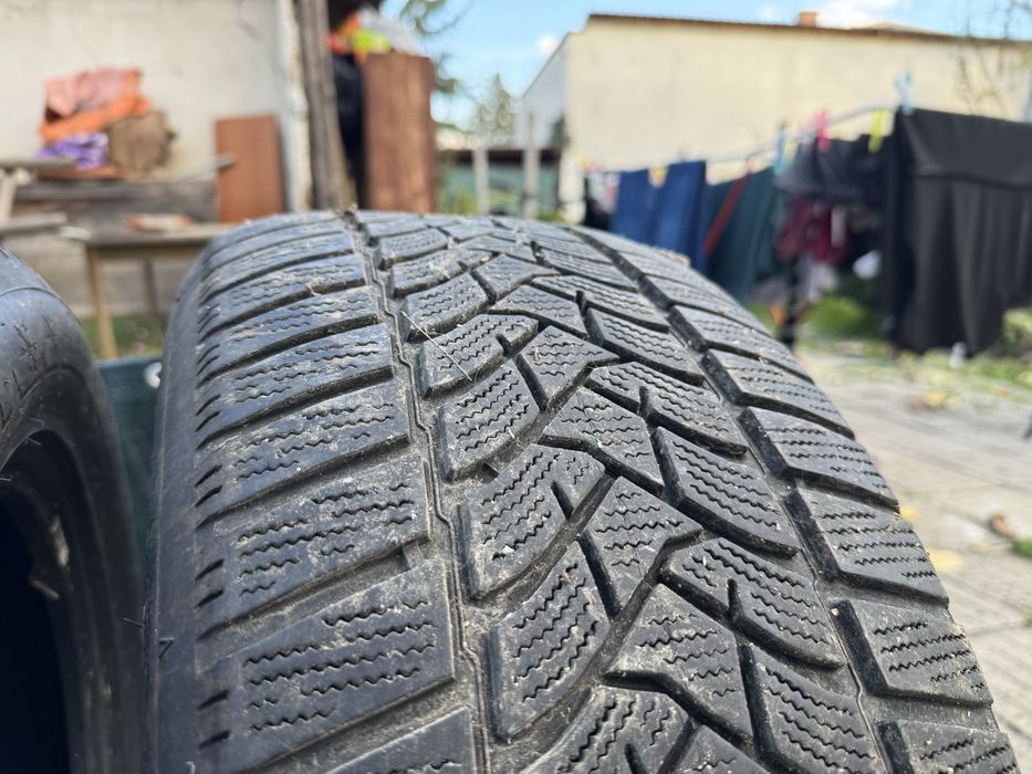 Зимни гуми 225/55/16