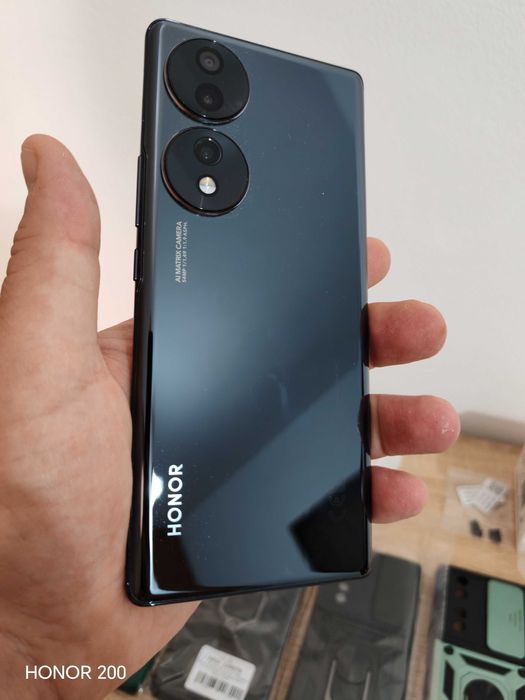 Vând Honor 70 5G ,256gb midnight black