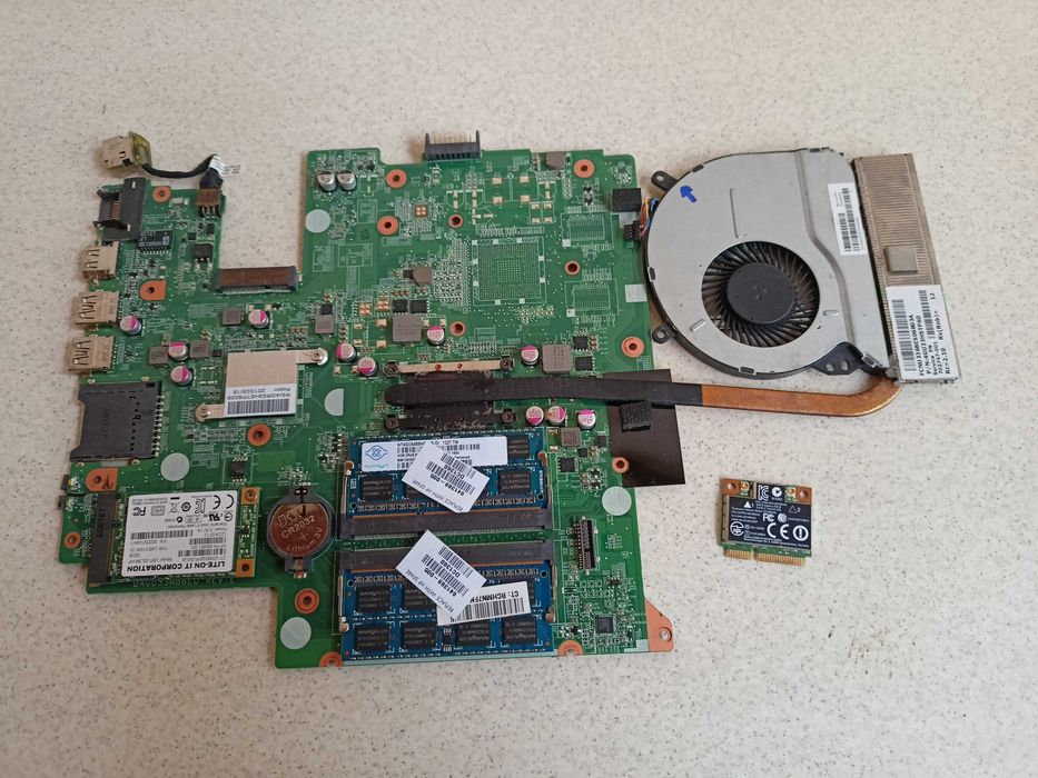 Elemente HP Pavilion Touchsmart 14 Bxxx seria B100 B200 B300