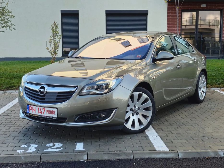 Opel Insignia Insignia 1.6T Cosmo Led Keyless Distronic Camera Lane assist Garantie