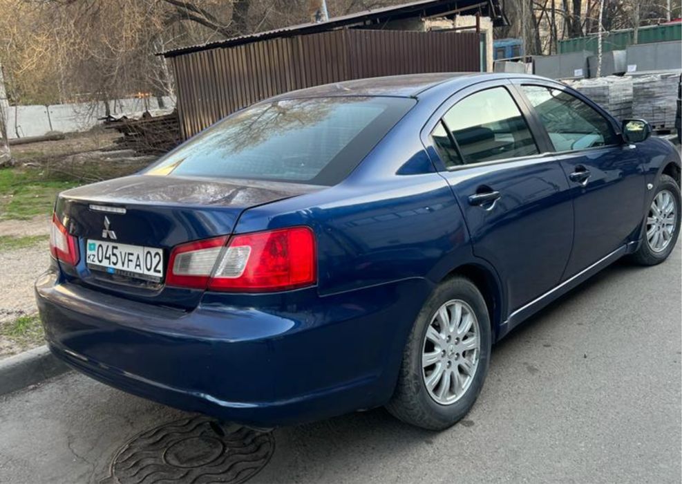 Mitsubishi Galant 2008