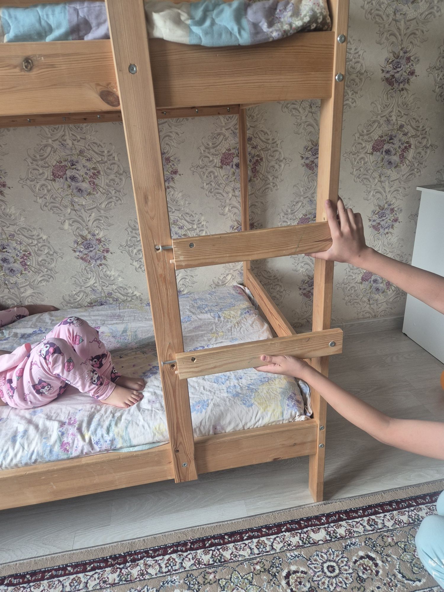 Кровать 2х ярусная б\у