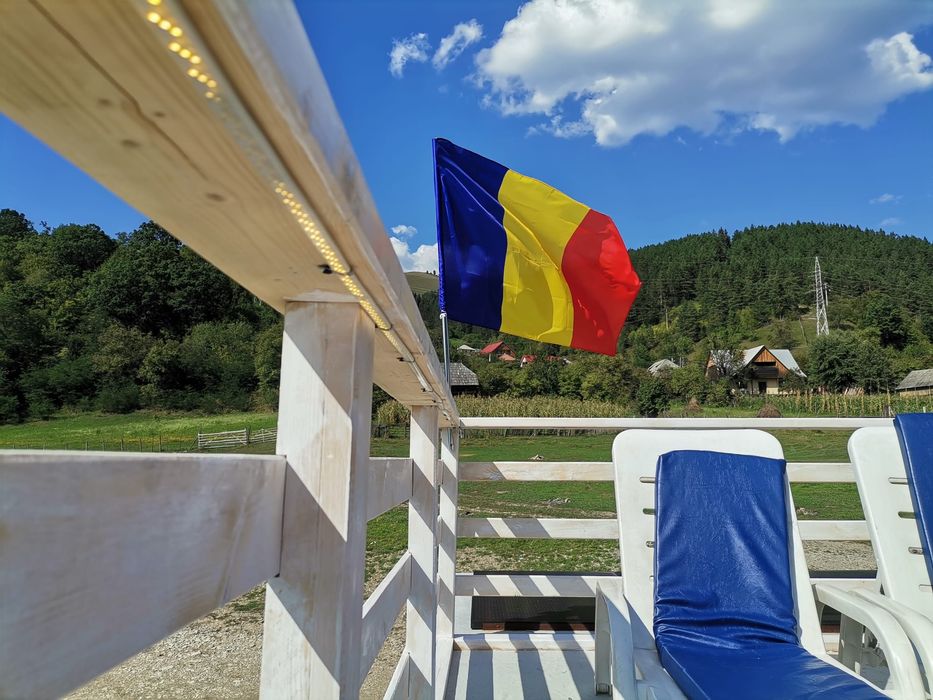 Vând sau dau la schimb cu autorulota