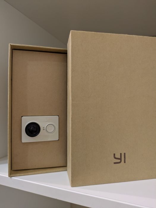 Экшн-камера Xiaomi Yi Action Camera