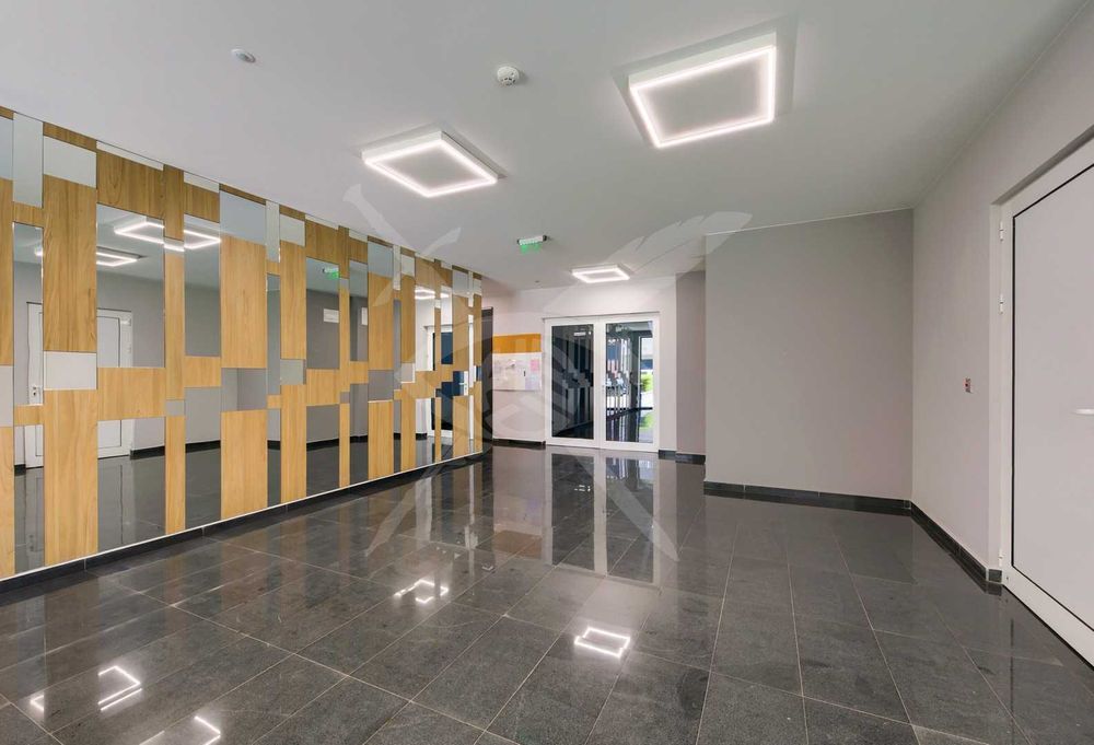 Продава се Четиристаен апартамент в София, Манастирски ливади - 275 кв.м за 1510 €/кв.м - Снимка #11