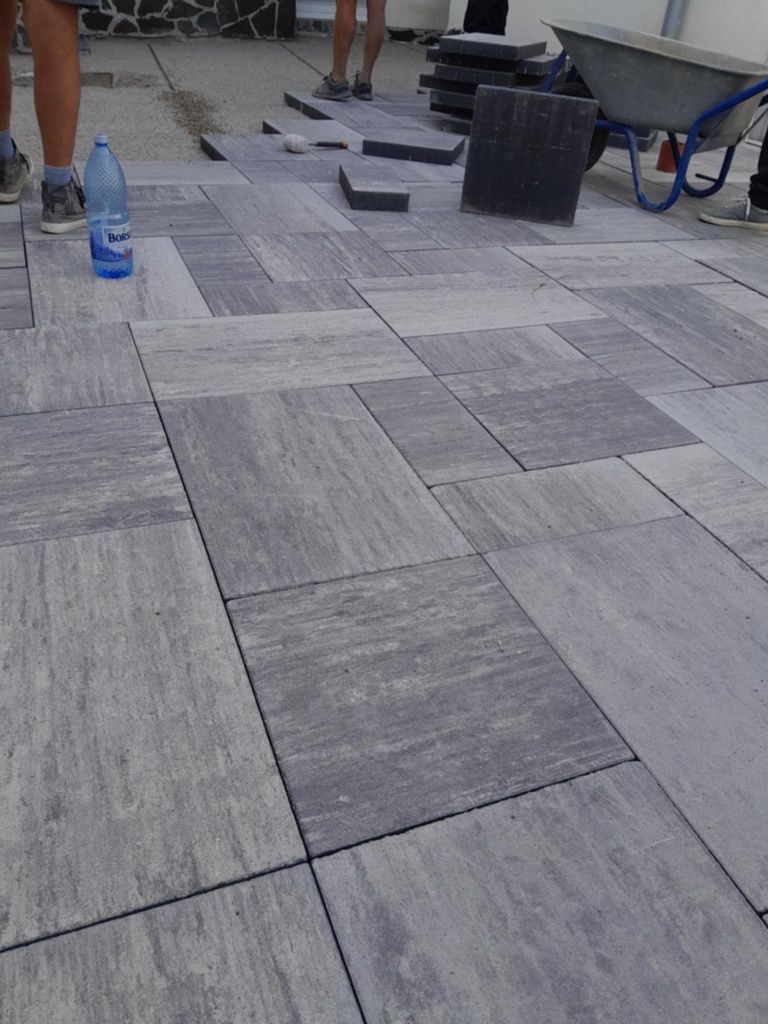 Execut montaj Pavaje Garduri borduri rigole