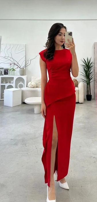 Вечерний платье.