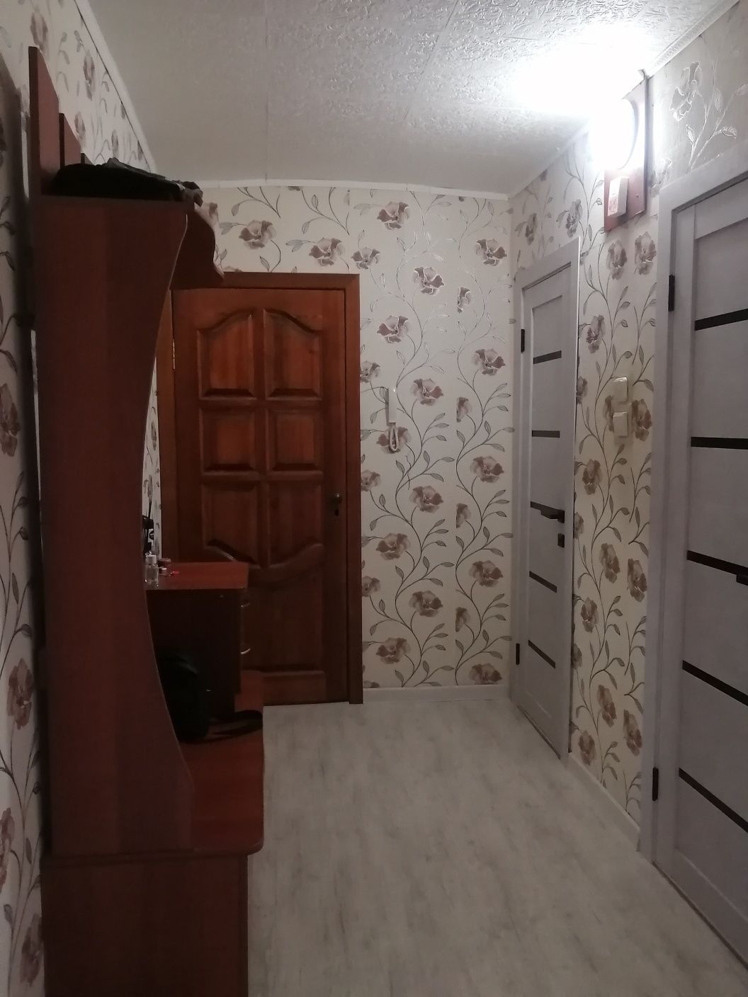 Продам 2 х комнатную кв