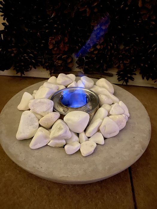 Авторска огнена купа от цимент – артистичен подарък и декорация