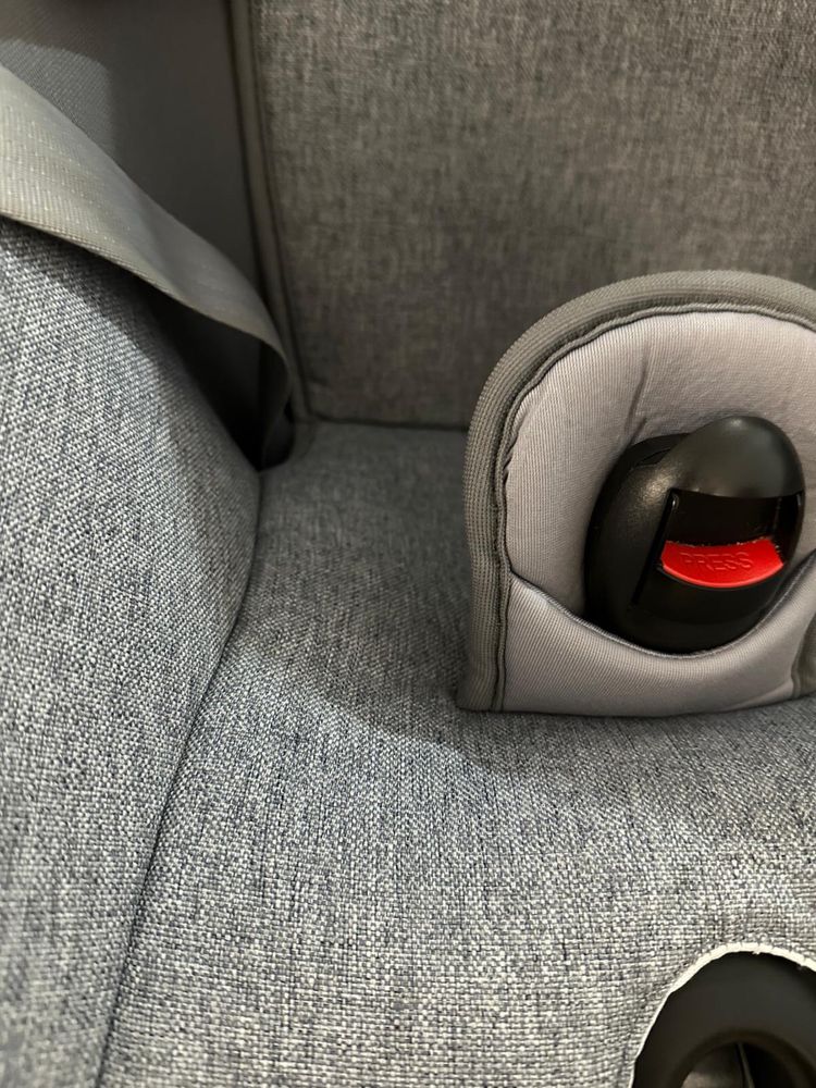 Scaun auto ISOFIX i-Size Britax Romer DUALFIX M Gray,61-105 cm,rotativ