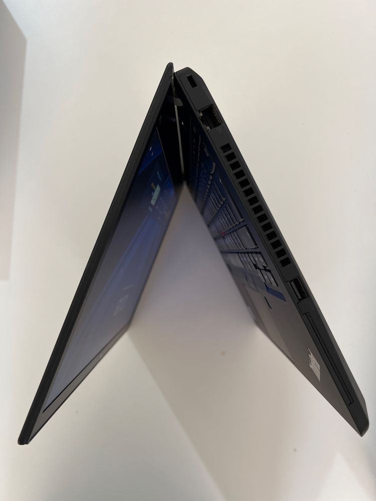 Лаптоп Lenovo ThinkPad T14/Core i7-10510U/RAM 32 GB / 512 GB SSD