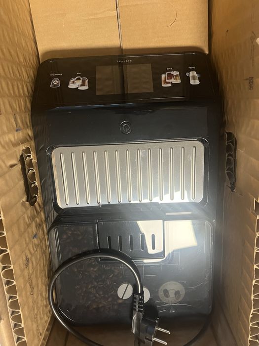 Продам кофемашину De’Longhi Eletta Explore — Состояние НОВОЕ!