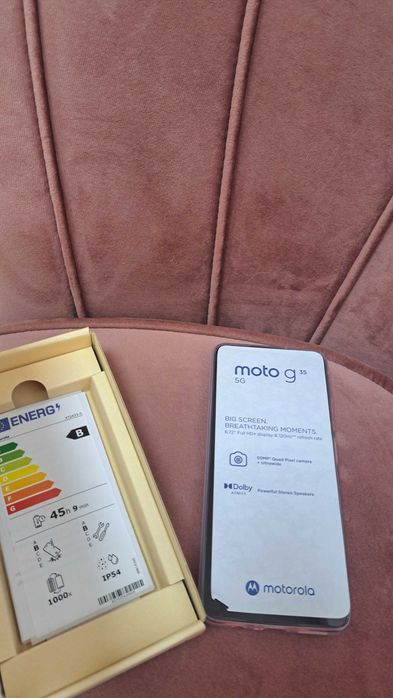 Motorola G35 цвят корал