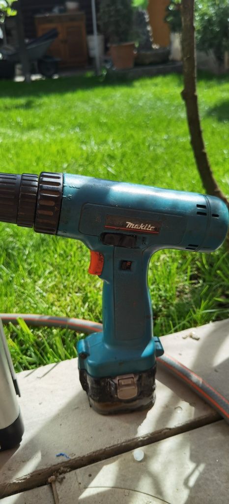 Bormasina makita, acumulator makita 14,4 v