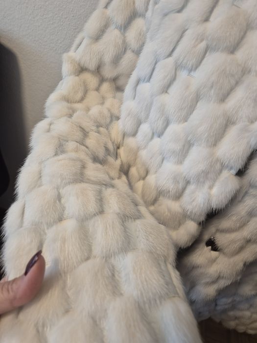 Палта от норка - естествен косъм