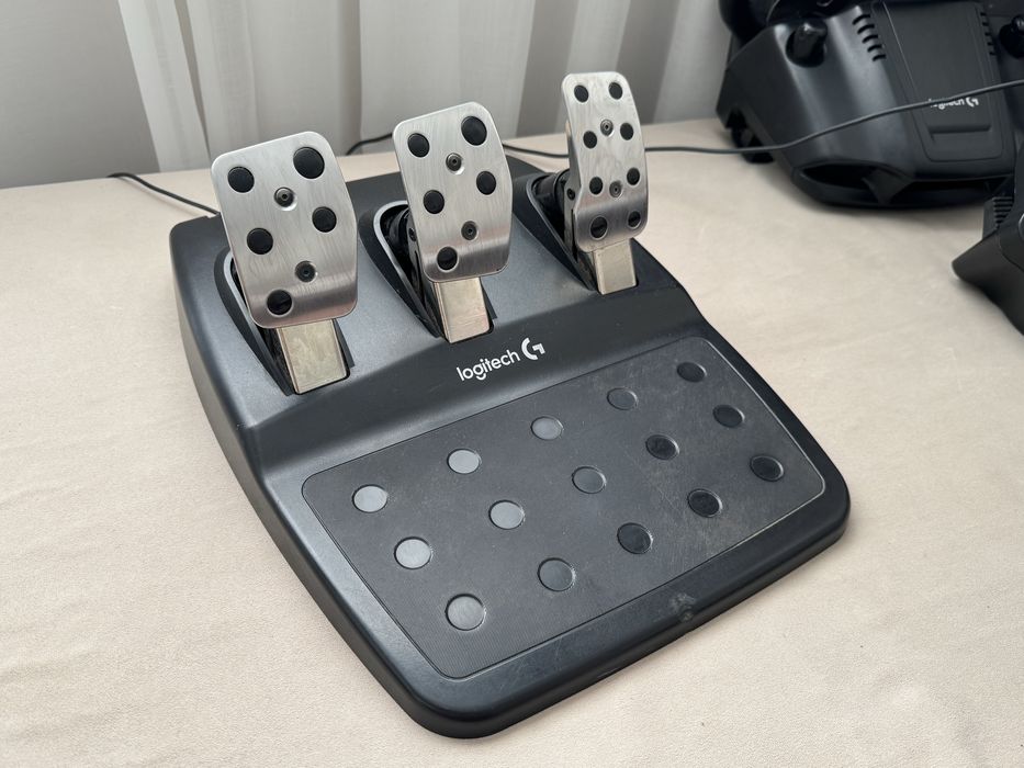 Logitech G29 + Shifter Геймърски волан PC/PS5/PS4/PS3