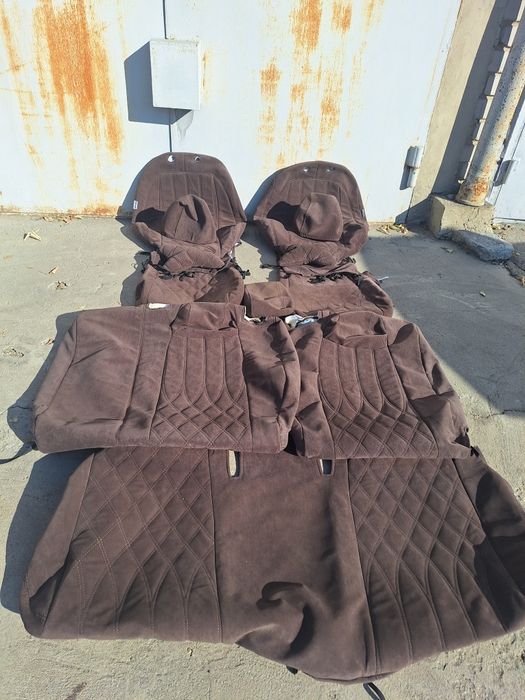 Продам авточехлы