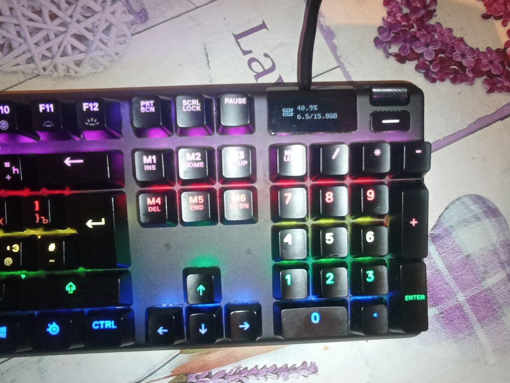 Продам Клавиатуру Steelseries Apex Pro