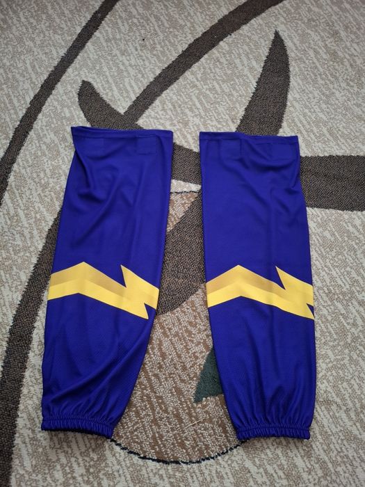 Продам хоккейную форму