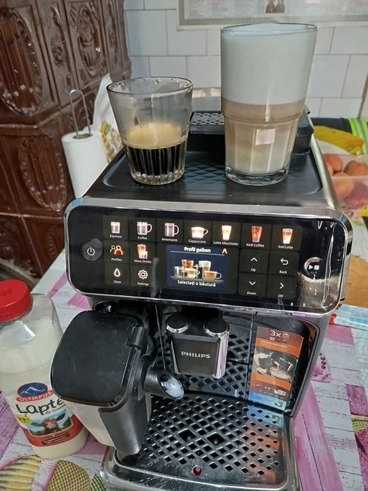 espressor Philips latte go