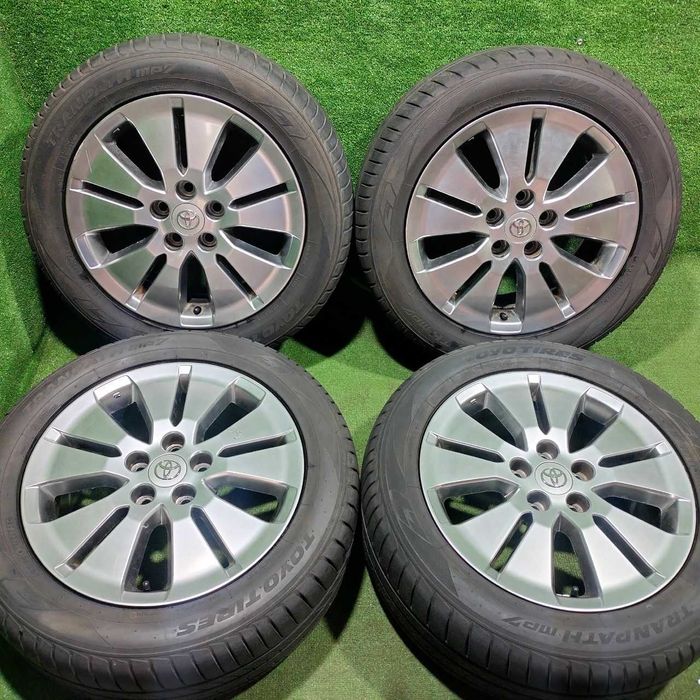 Продам Диск с Шинами Toyo MPZ летний 225/55 R17 Toyota 5/114,3 ЕТ 45