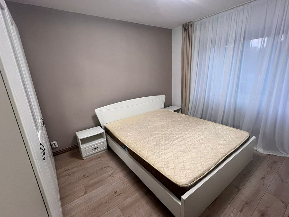 Apartament de inchiriat