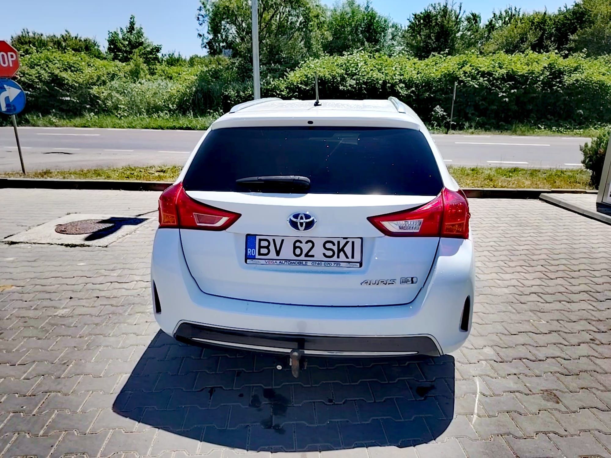 Toyota Auris Hibrid + GPL 2015 263000km