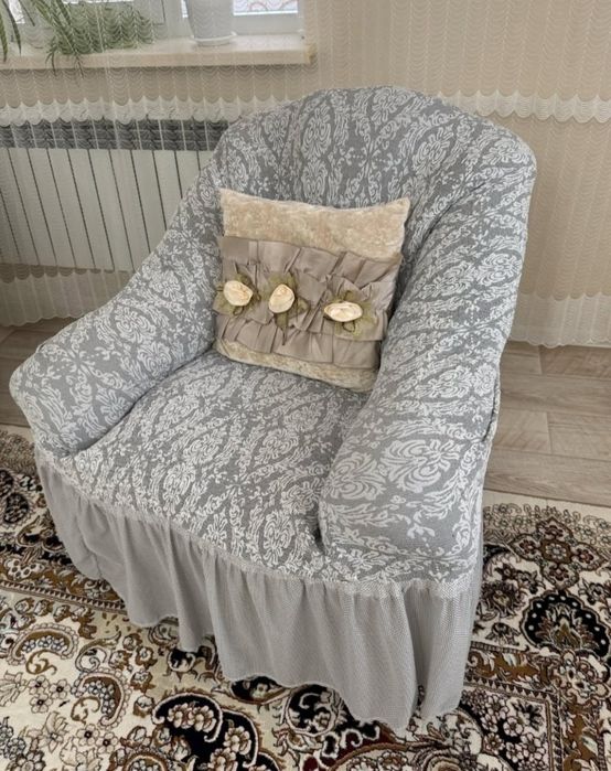 Дивандар сатылады.