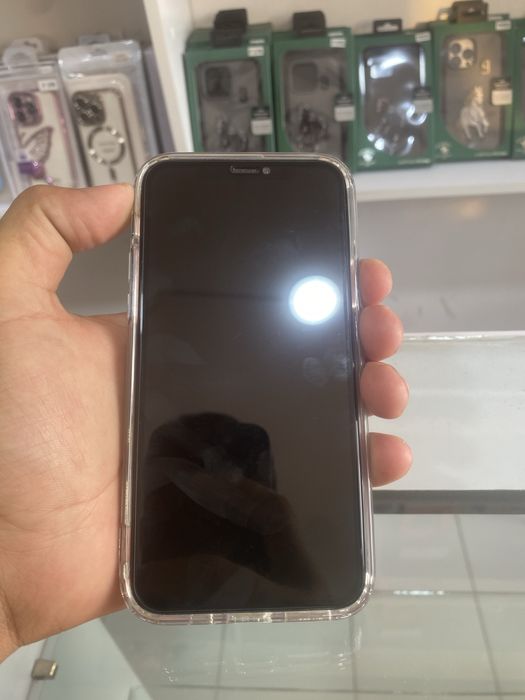Iphone 11 pro srochna sotiladi