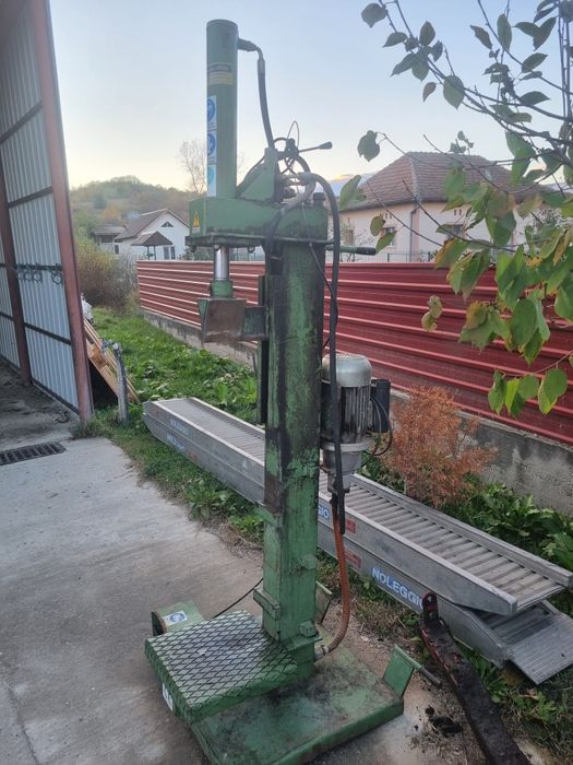 Spărgător de lemne electric, hidraulic