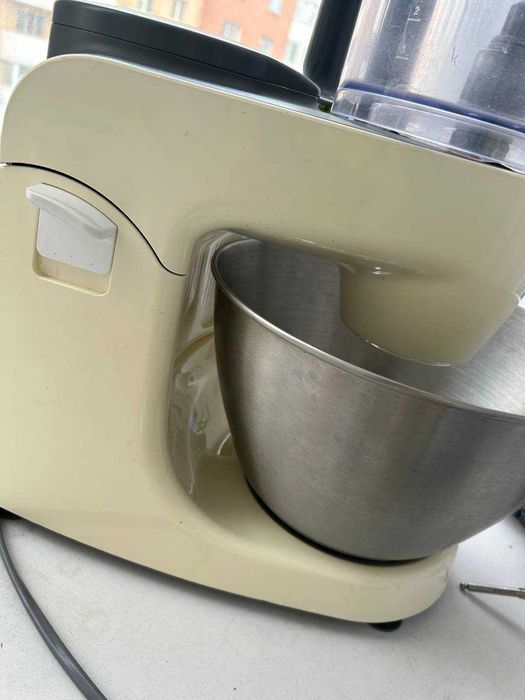 Продам кухонный комбайн KENWOOD КНН30 по частям