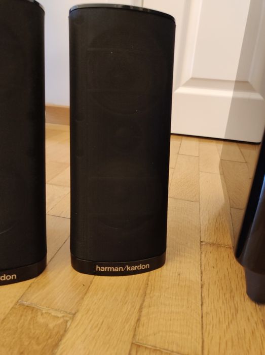 Sistem 5.1 Harman Kardon HKTS 16 cu amplificator AVR 151S cu HDMI ARC.