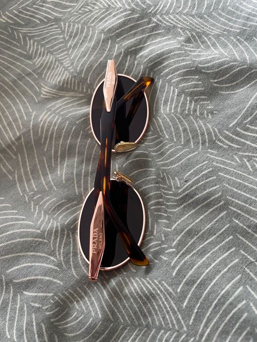 Prada слънчеви очила