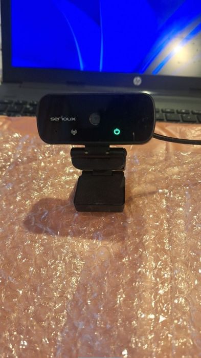 Camera Serioux cu microfon