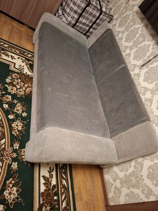 Продам     диван