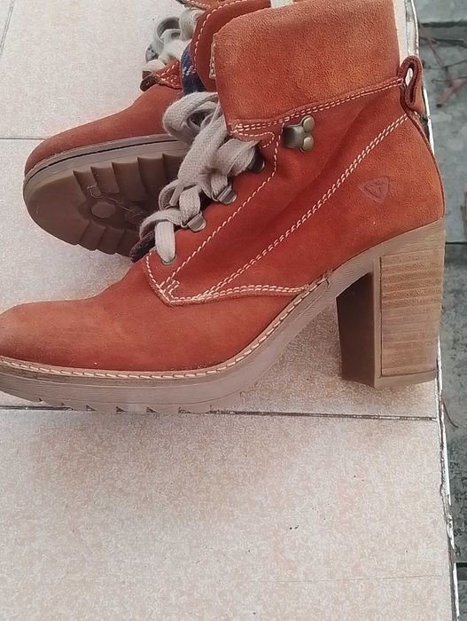 Дамски ботуши естествен велур