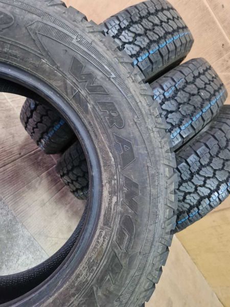 4 Goodyear R16C 205
летни бусови гуми DOT2921