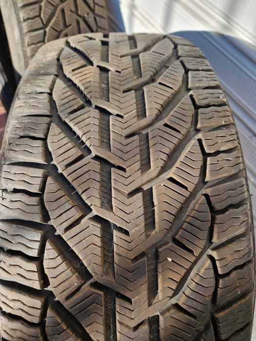 4 броя зимни гуми, размер  255/55/18 Kormoran