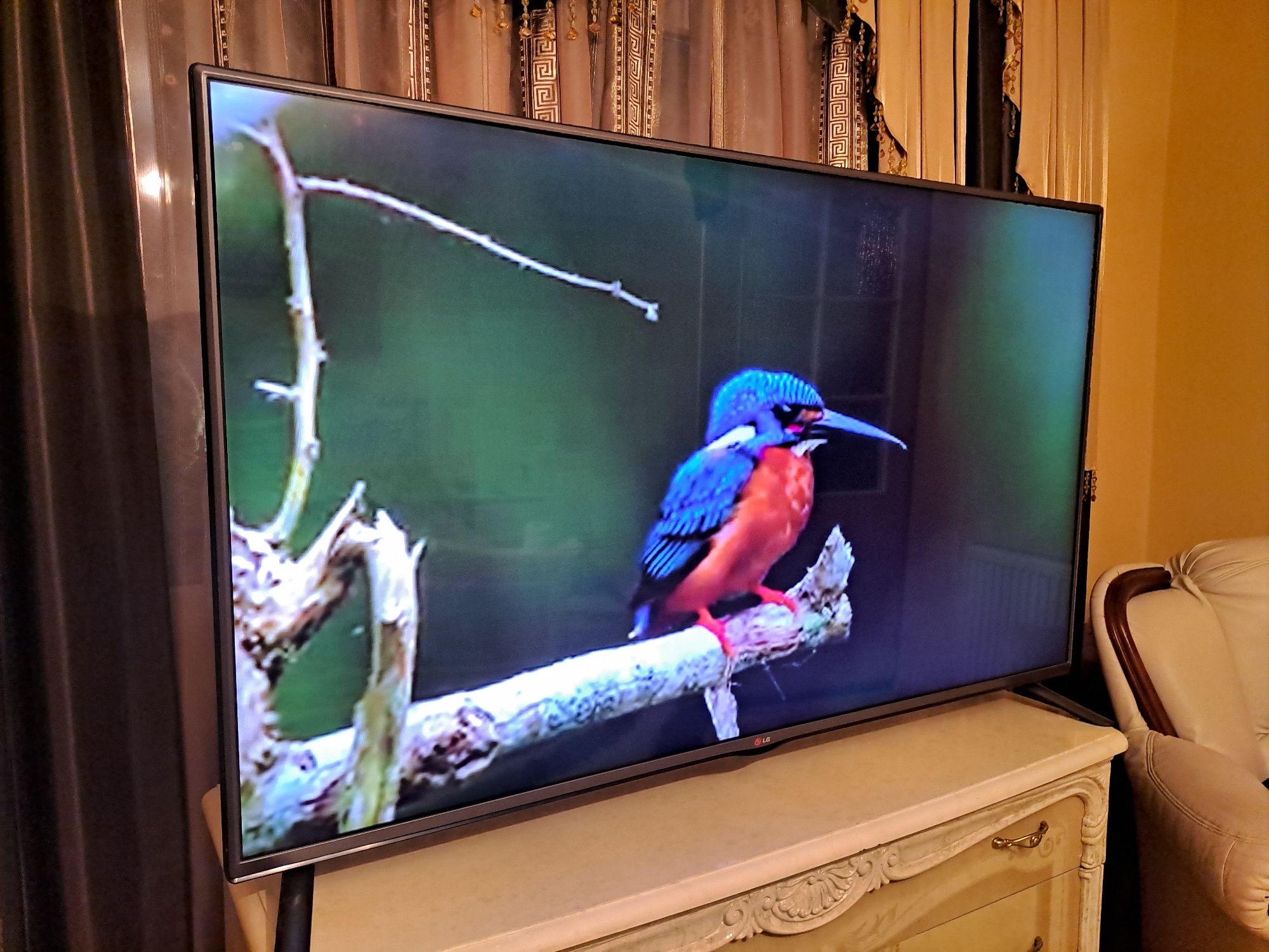 Smart Tv LG ,4k , ultra slim ,140cm