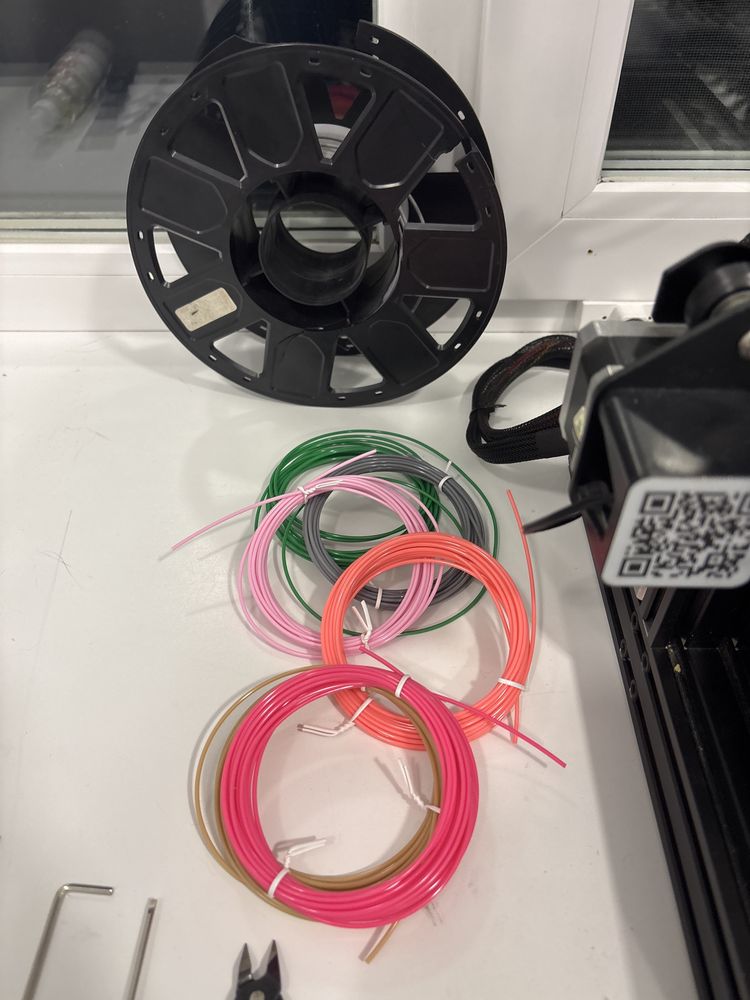 Продам 3д принтер creality ender 3 neo