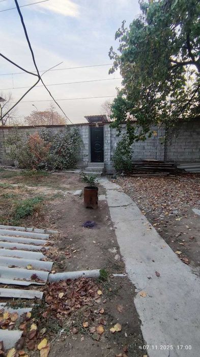 Дом 3 комнаты 2.3 сотки Локомотив, Мирабадский р-н