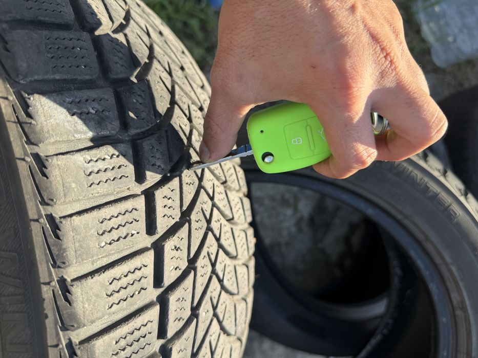 Зимни гуми 225/45/17 дот 2023