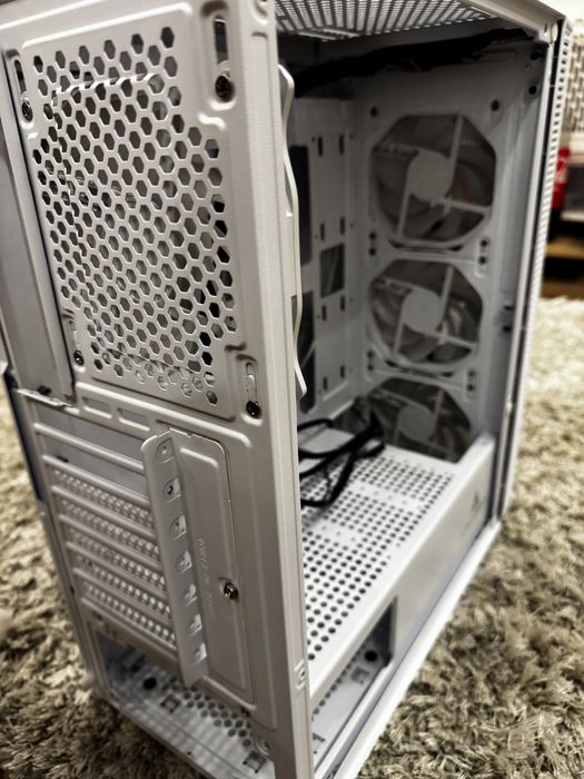 Carcasa ALPHAGEAR Adept White