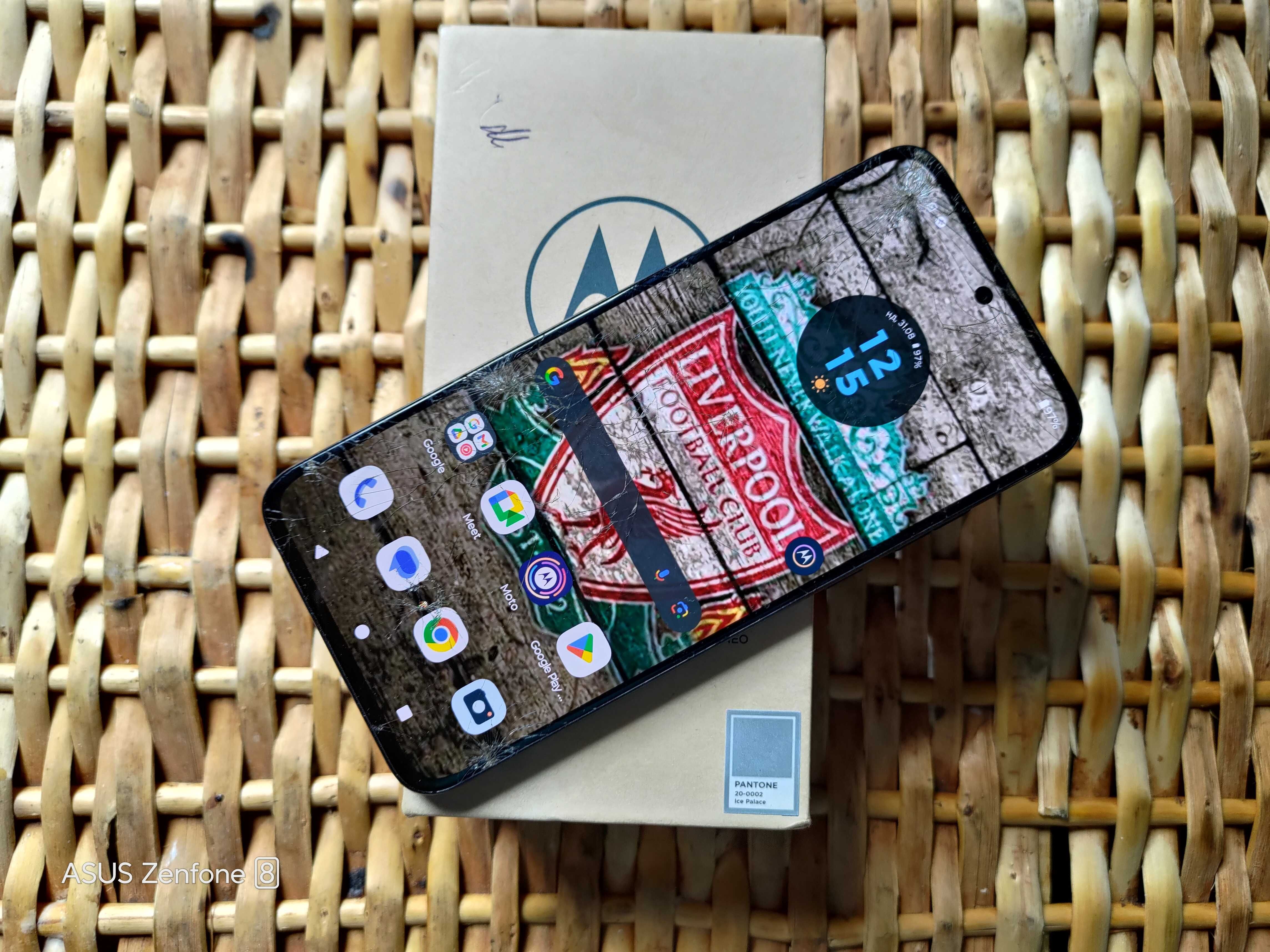 Motorola Edge 30 Neo 5G - 128GB 8GB RAM