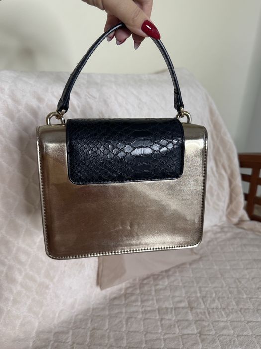 Продавам чанти LIU JO